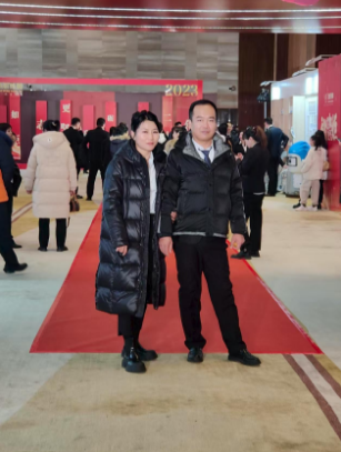 【朋朋修脚】风雨同舟 | 十三年相伴，他把日子从奔波过成了奔头